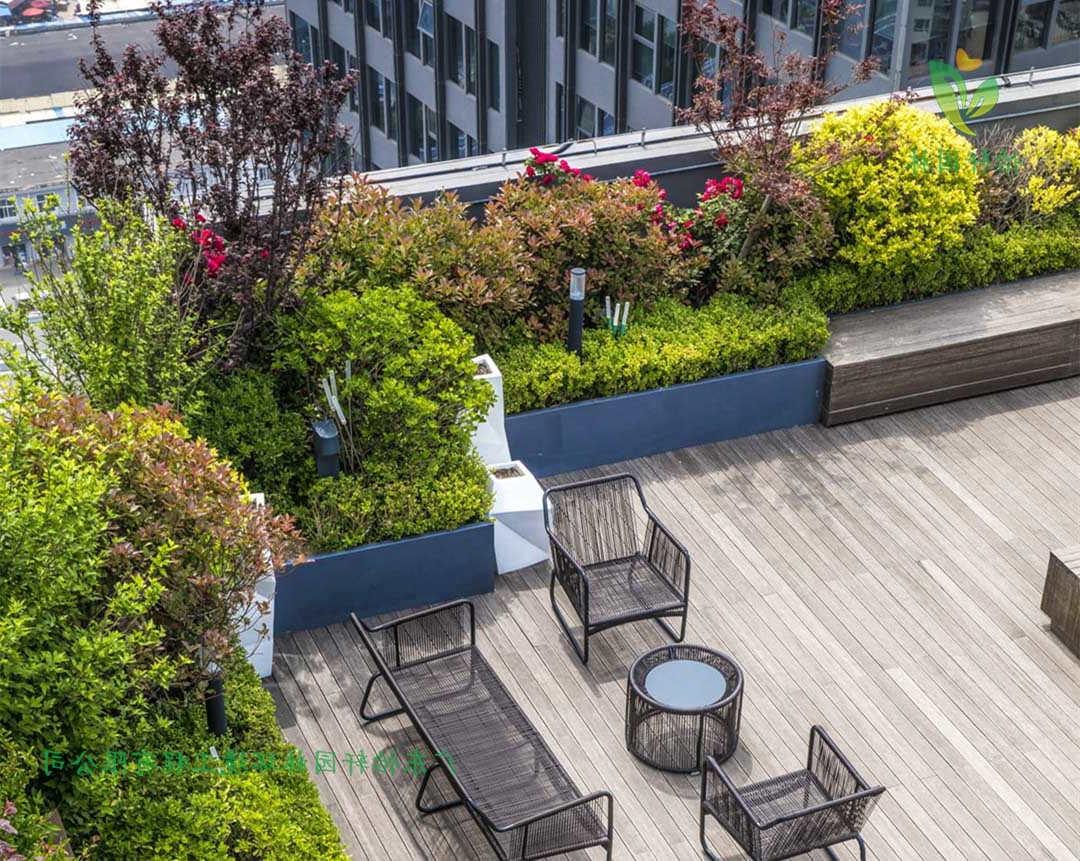 屋顶露台绿化的特点和绿化设计